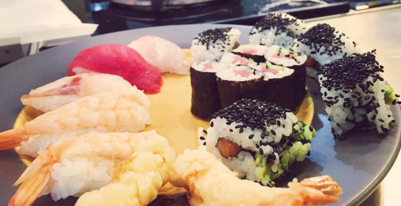 Maki Uramaki Nigiri Sashimi corso Milano