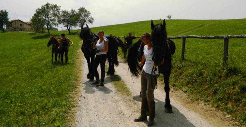 Passeggiata a cavallo in Valle di Pesio, Cuneo