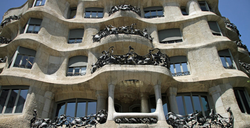 Facciata esterna di Casa Milà, Barcellona