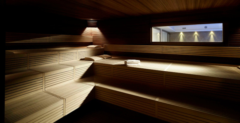 Sauna moderna e rilassante al Garda Thermae