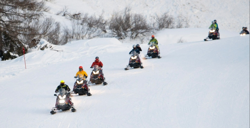 escursione-motoslitta-pontedilegno-passo-tonale-trentino