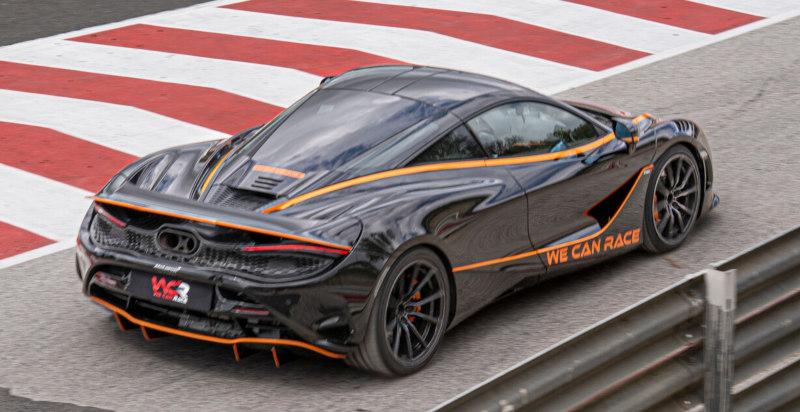esperienza di guida con la McLaren a Benevento