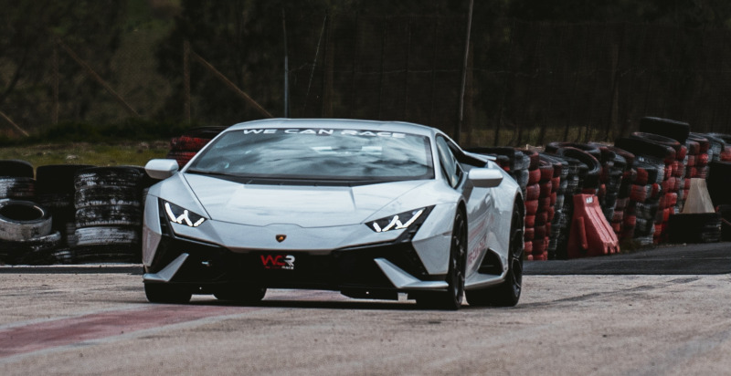 Esperienza regalo guida Lamborghini Tecnica pista Airola