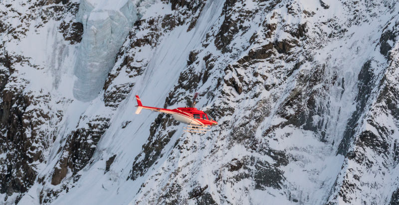 Emozionante volo in elicottero sopra i paesaggi mozzafiato di Sondrio