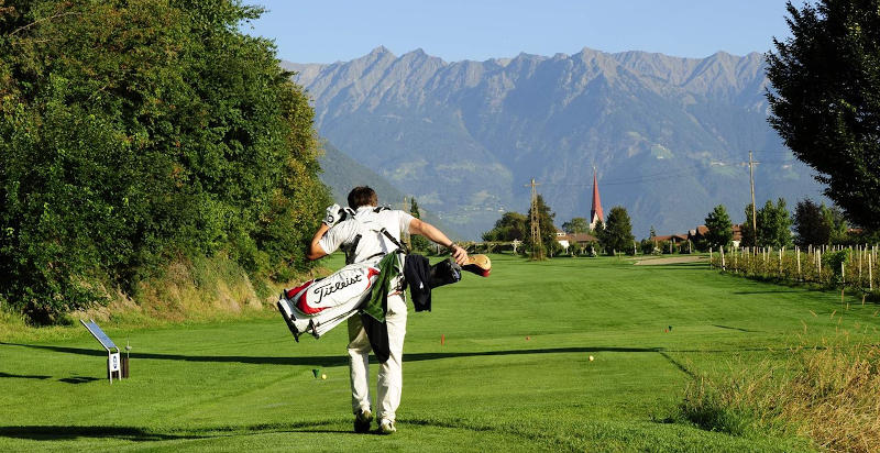 Lezione di golf con istruttore esperto a Lana