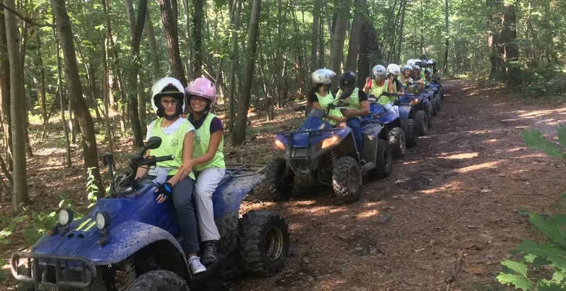 Esperienza in quad guidata per famiglie e principianti a Brescia