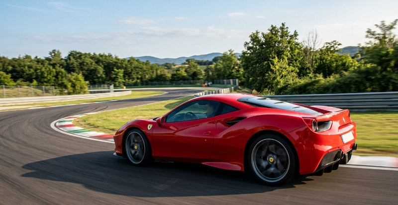 Passeggero su Ferrari 488 GTB a Latina