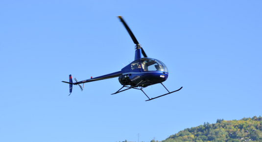 Pilotare un elicottero zona Milano