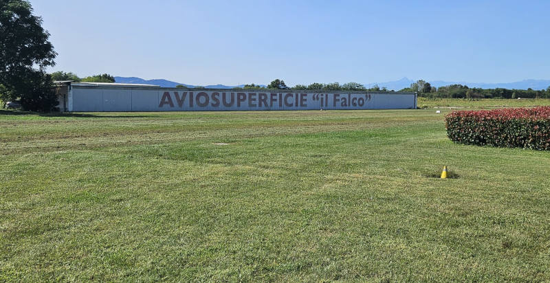 Regala un volo in aeroplano con decollo da Mazzè in provincia di Torino