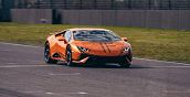 Buono regalo per l'esperienza di guida della Lamborghini Huracàn Tecnica in pista ad Imola