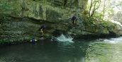Tuffo nelle acque cristalline del torrente Callora