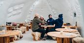 Cena nel ristorante igloo di Kühtei