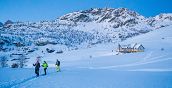 Valli innevate della Valmalenco in una giornata di trekking con ciaspole