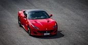 Ferrari Portofino pronta per il test drive nei box del Circuito Internazionale La Conca