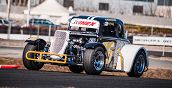 Vivi il brivido della velocità con una Legend Car
