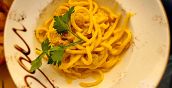 Pici senesi cacio e pepe o al vino - Siena Gastronomia Tradizionale