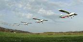 Aerei in volo sopra le campagne laziali