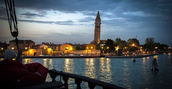 Vista panoramica delle isole veneziane durante la cena romantica