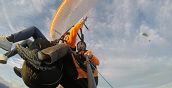 Volo parapendio con atterraggio vicino al paese di Fosse, Lessinia