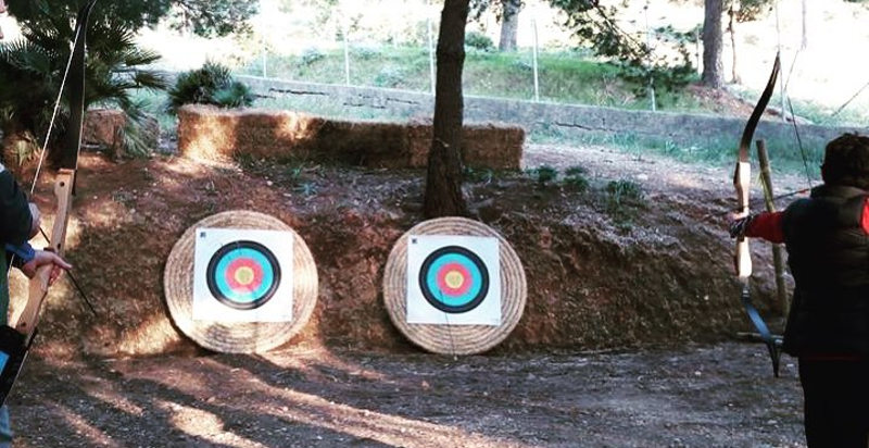 Sessione di tiro con l'arco nelle bellezze naturali di Erice