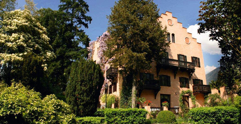 Dormire in un castello a Merano: un'esperienza unica tra storia e lusso