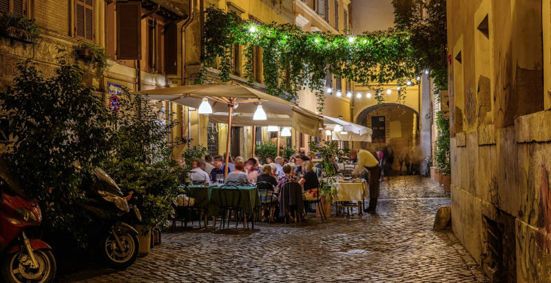 Stradine caratteristiche del centro di Roma nel quartiere Trastevere