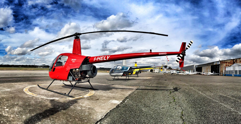 Robinson R22 elicottero biposto