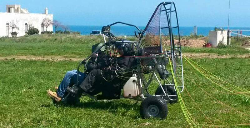 Volo in paramotore biposto a Molfetta con vista sulla costa pugliese