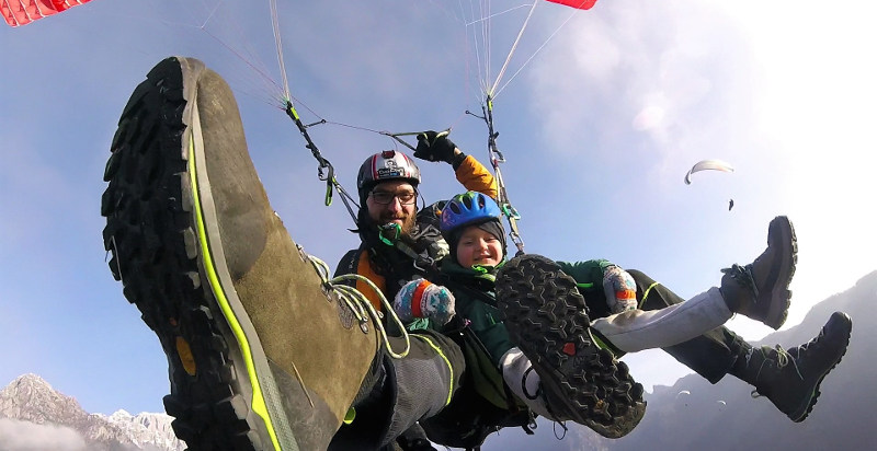 Esperienza Hike & Fly: Escursione e Parapendio a 2000 mt